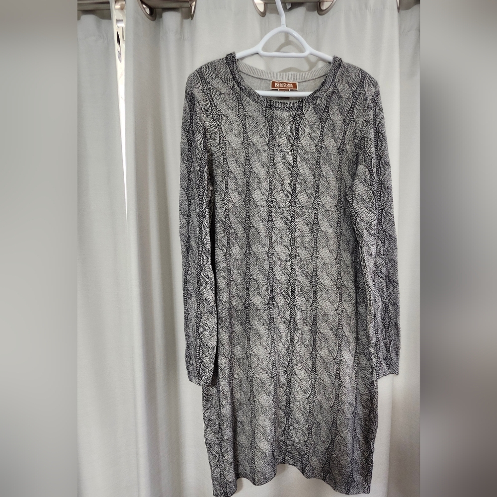 Dress - Picture 6 of 16